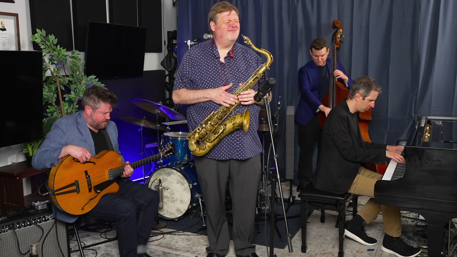 Joel Frahm session, press play to watch